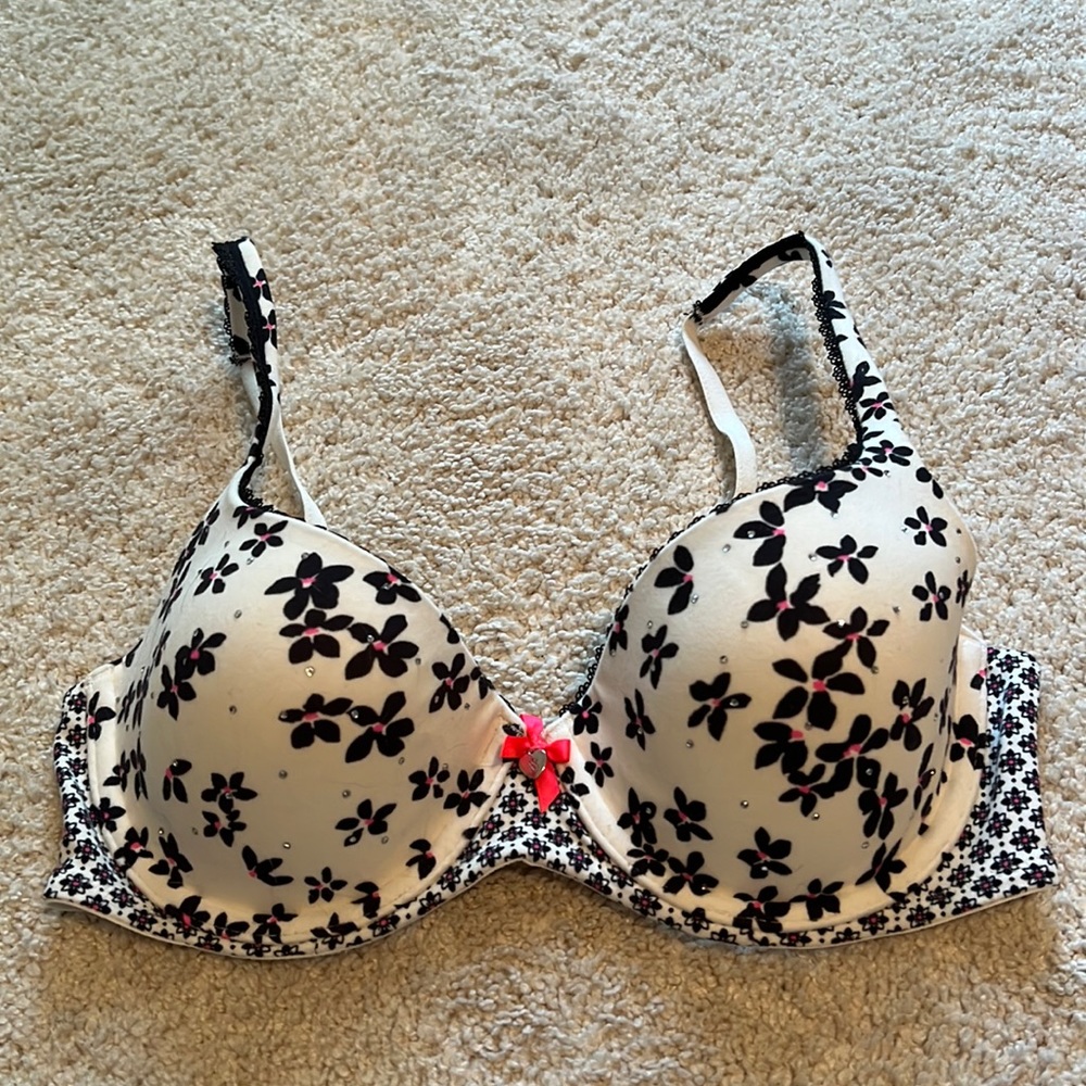 Victoria’s Secret Bra